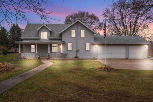 815 Fredonia Avenue, Fredonia, WI, 53021 | Card Image