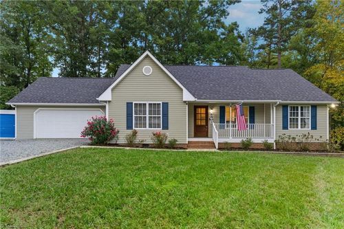 6401 Charter Oak Dr, Pleasant Garden, NC, 27313-8237 | Card Image