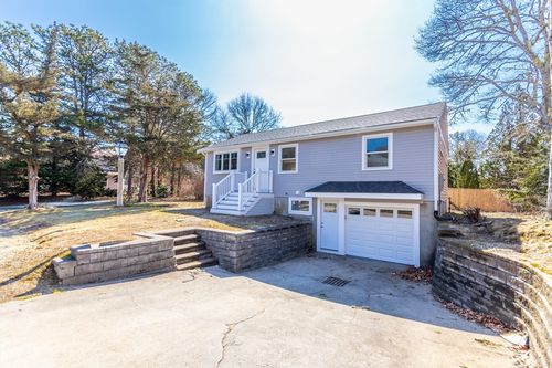 24 Weatherglass Ln, East Falmouth, MA, 02536-6036 | Card Image