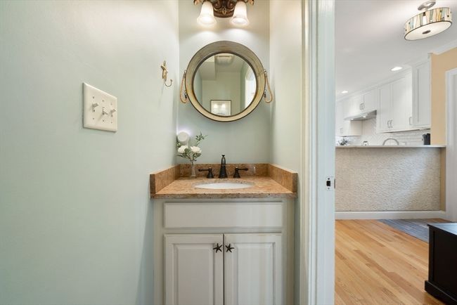 B - 32 Bromfield St, Condo with 3 bedrooms, 3 bathrooms and 2 parking in Newburyport MA | Image 12