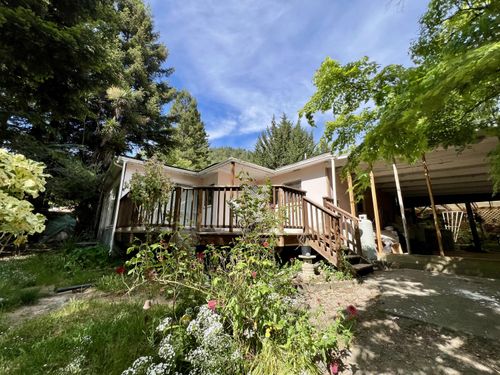 77 Sewell Dr, Weott, CA, 95571-5015 | Card Image