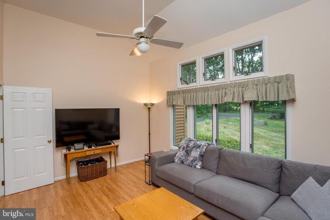 122 Rock Rd W, House other with 3 bedrooms, 3 bathrooms and null parking in Lambertville NJ | Image 45