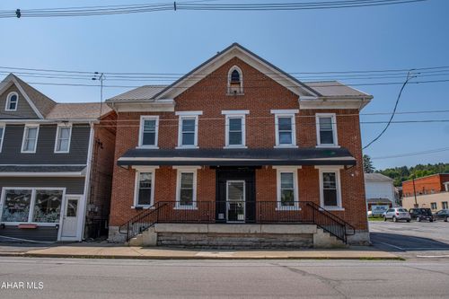 417 W 2nd St, Williamsburg, PA, 16693-1209 | Card Image