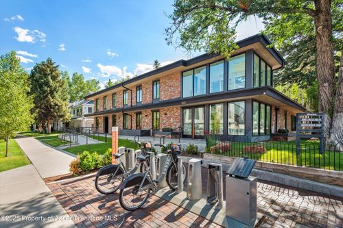 1-100 E Main St, Aspen, CO, 81611-1780 | Card Image
