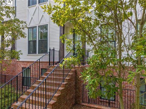 213 Phillips Ln, Alpharetta, GA, 30009-2601 | Card Image
