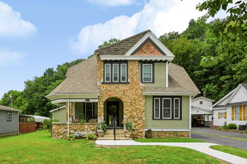 1014 Cherokee Ave, Seneca, MO, 64865-9206 | Card Image