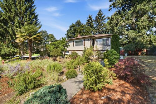 1232 Pearce Cres, Victoria, BC, V8X3S9 | Card Image