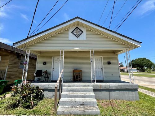 731 33 Romain Street, Gretna, LA, 70053 | Card Image