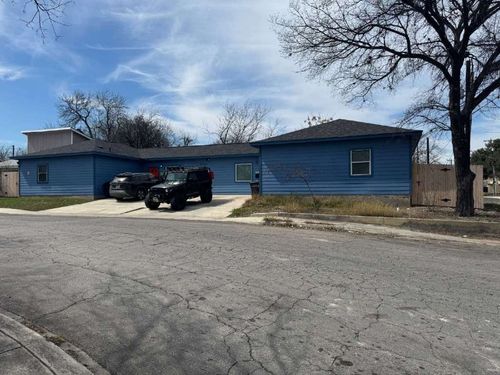 2-2902 S Laredo Street, San Antonio, TX, 78207 | Card Image