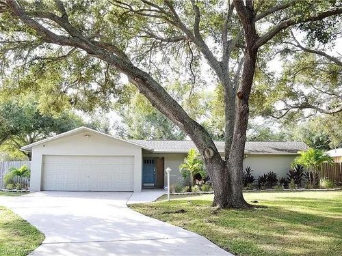 1889 Oak Park Dr N, Clearwater, FL, 33764 | Card Image