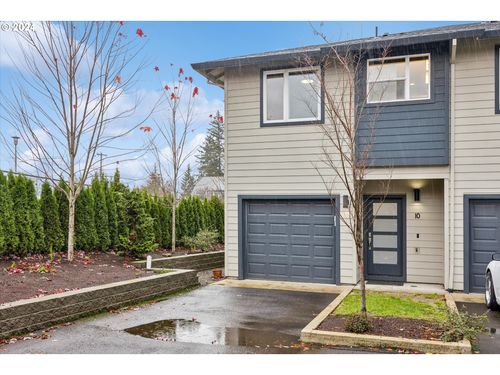 10-2828 22nd Ave, Forest Grove, OR, 97116-3277 | Card Image