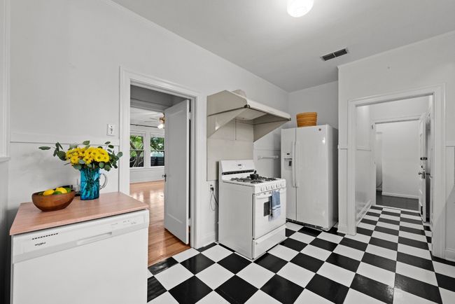 1500 Wethersfield Rd, House other with 5 bedrooms, 4 bathrooms and 3 parking in Austin TX | Image 17