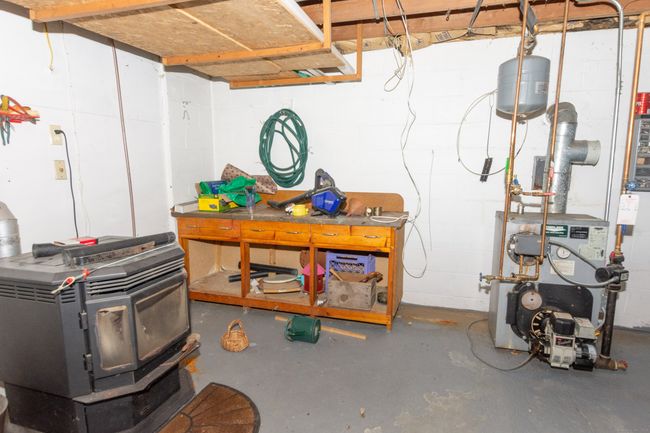 61 Collelo Ave, House other with 2 bedrooms, 1 bathrooms and null parking in Moosup CT | Image 19