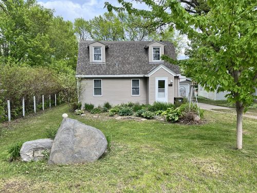 103 1st Street S, Grove City, MN, 56243 | Card Image