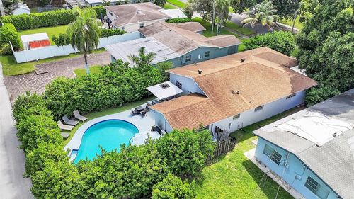 214 Se 6th St, Dania Beach, FL, 33004-4148 | Card Image