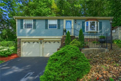 311 Moray Dr, Coraopolis, PA, 15108-3862 | Card Image