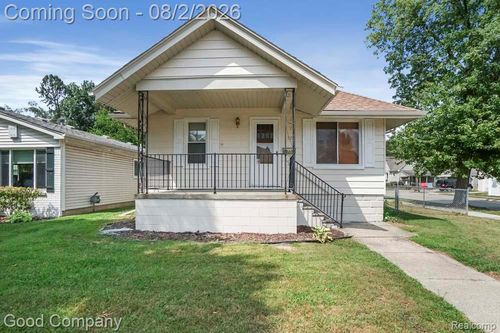 1102 S Wilson Ave, Royal Oak, MI, 48067-3444 | Card Image
