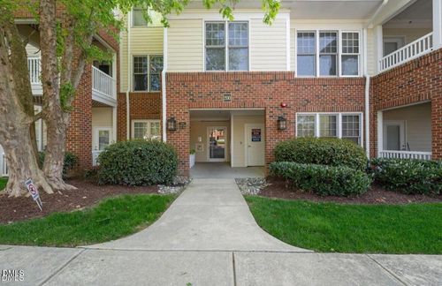 225 Waterford Lake Dr, Cary, NC, 27519-8627 | Card Image