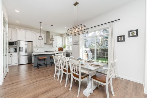 12924 240a St, Maple Ridge, BC, V4R0G8 | Card Image