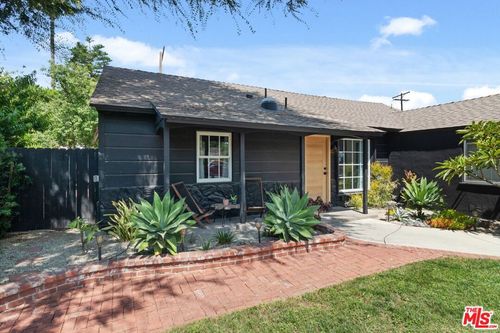 7339 Lasaine Ave, Van Nuys, CA, 91406-5425 | Card Image