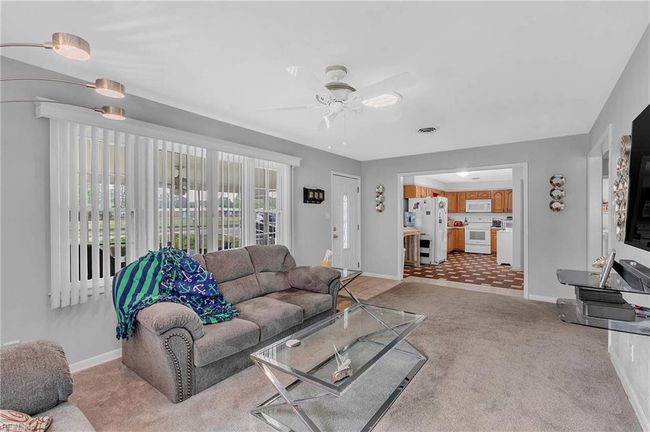 Living Room | Image 6