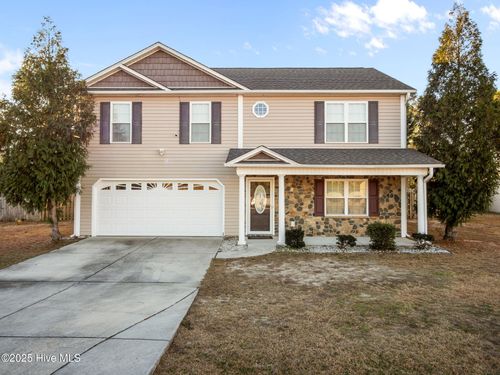 513 Aberdineshire Ct, Hubert, NC, 28539-4616 | Card Image