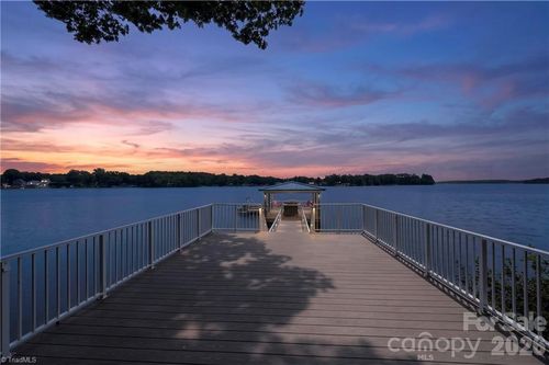 144 Riverside Ct, Lexington, NC, 27292-8175 | Card Image