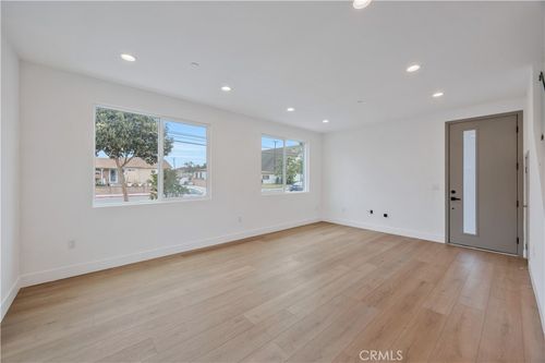 12673 9th St, Garden Grove, CA, 92840-5403 | Card Image