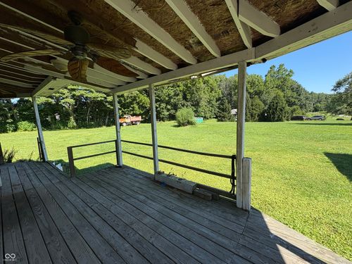 887 E State Road 42, Cloverdale, IN, 46120-8761 | Card Image