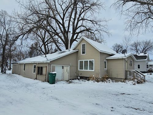 705 Neill St, Buxton, ND, 58218-4112 | Card Image
