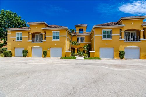 d306-5045 Fairways Cir, Vero Beach, FL, 32967-7401 | Card Image