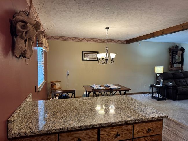 2415 Edgewood Dr, Home with 4 bedrooms, 2 bathrooms and 1 parking in Portsmouth OH | Image 5
