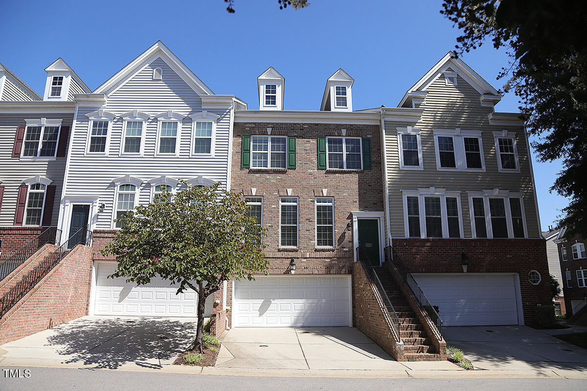 Hudson Hill Ln, Raleigh, NC 27612