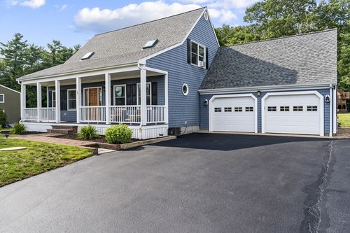 3 Cedar Hill Dr, Acushnet, MA, 02743-1300 | Card Image