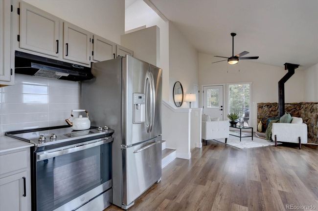 Stainless Steel Appliances | Image 11