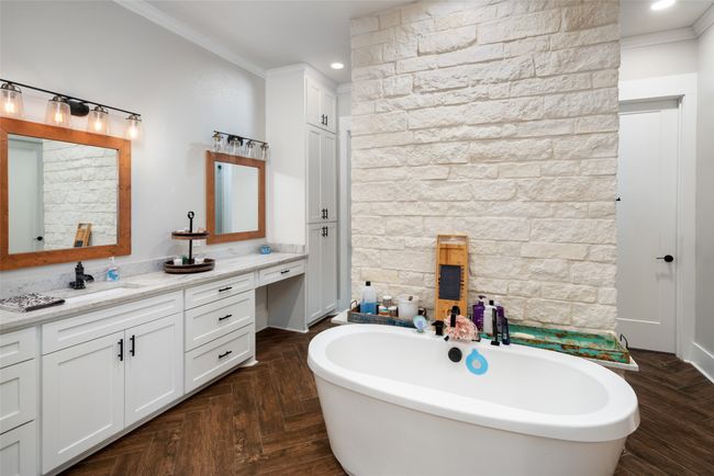 1475 County Road 4510, House other with 4 bedrooms, 6 bathrooms and null parking in Whitewright TX | Image 15