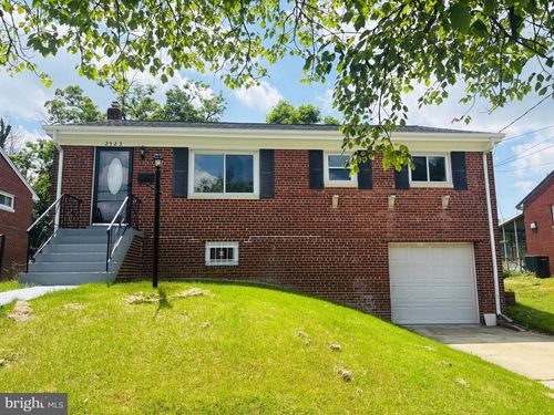 2523 Saint Clair Dr, TEMPLE HILLS, MD, 20748-3205 | Card Image