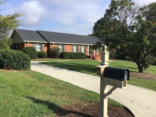 401 Downing Dr, Kings Mountain, NC, 28086-2607 | Card Image