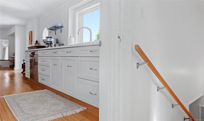 931 Mesher Pl, House other with 3 bedrooms, 3 bathrooms and 4 parking in Esquimalt BC | Image 43