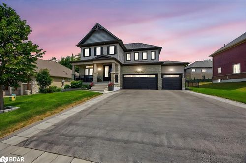 41 Landscape Dr, Oro-Medonte, ON, L0L2L0 | Card Image