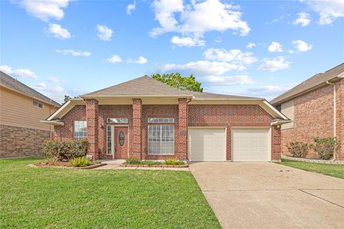 16314 Cobble Springs Ct, Sugar Land, TX, 77498-7119 | Card Image