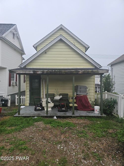 832 E Lackawanna St, Olyphant, PA, 18447-2118 | Card Image