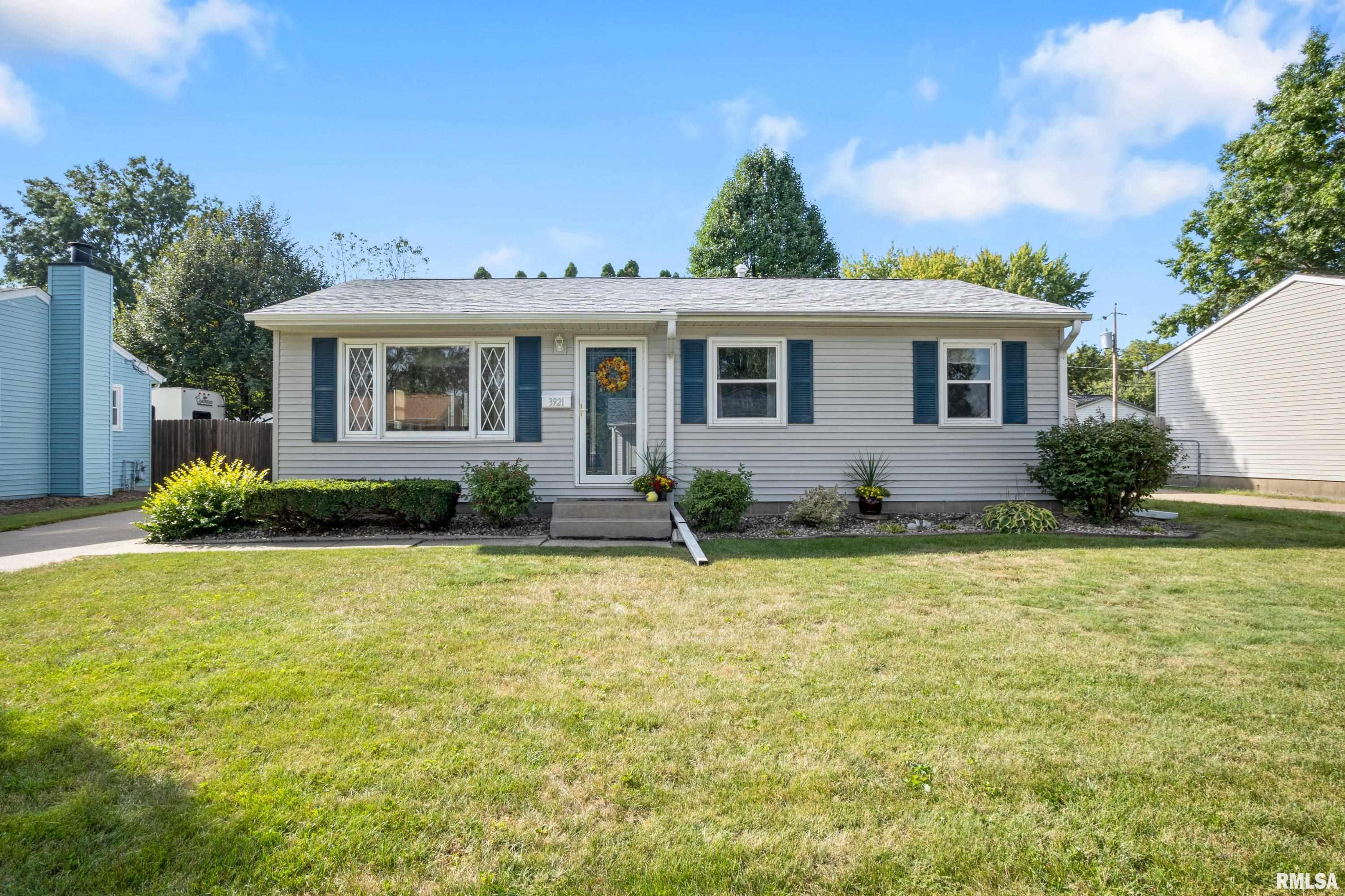 Rusholme St, Davenport, IA 52804