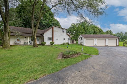 7570 Troy Rd, Springfield, OH, 45502-8419 | Card Image