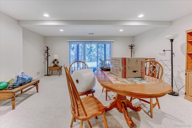 6522 Scenic Pines Ct, Condo with 3 bedrooms, 4 bathrooms and null parking in Clarkston MI | Image 38