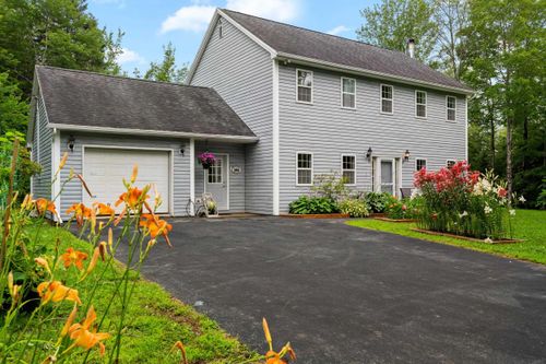 48 Wilcot Lane, House with 3 bedrooms, 3 bathrooms and 1 parking in Dartmouth NS | Card Image