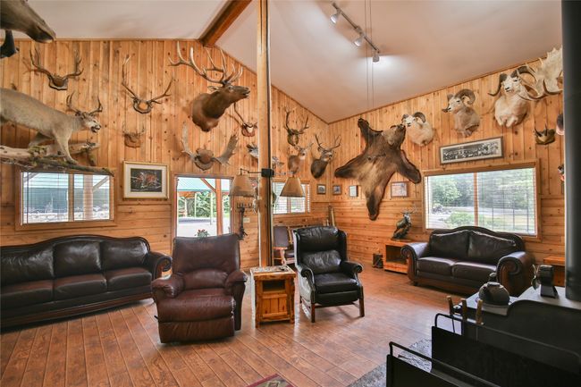 32 Whitepine Creek Rd, House other with 2 bedrooms, 2 bathrooms and null parking in Trout Creek MT | Image 7