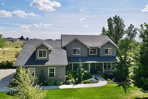 9299 Kemp Road, Middleton, ID, 83644-5352 | Card Image