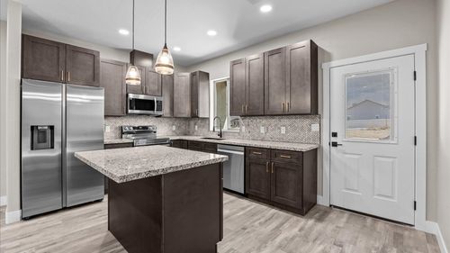 2642 B 1/2 Rd, Grand Junction, CO, 81503-9409 | Card Image