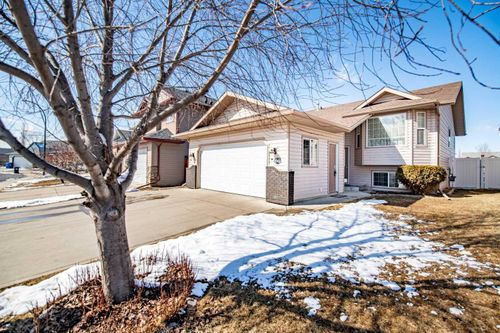 66 Jack Cres, Red Deer, AB, T4P0B1 | Card Image